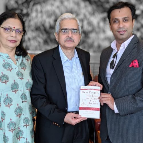 RBI Governor Mr. Shantikanta Das & his wife.